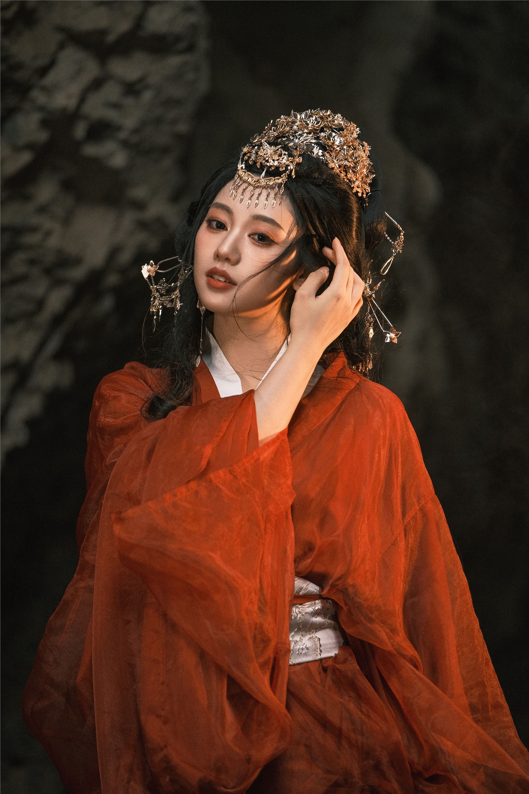 YITUYU艺图语 2025.02.02 亡国公主 七七